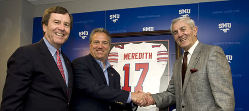 Don Meredith (right) with SMU President R. Gerald Turner and SMU Athletic Director Steve Orsini